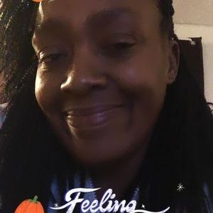 Meet your Posher, Cora